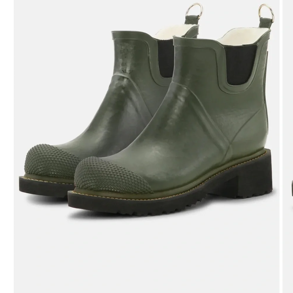 Ilse Jacobsen Rub 47’ short rubber waterproof boots w heel army green Sundance